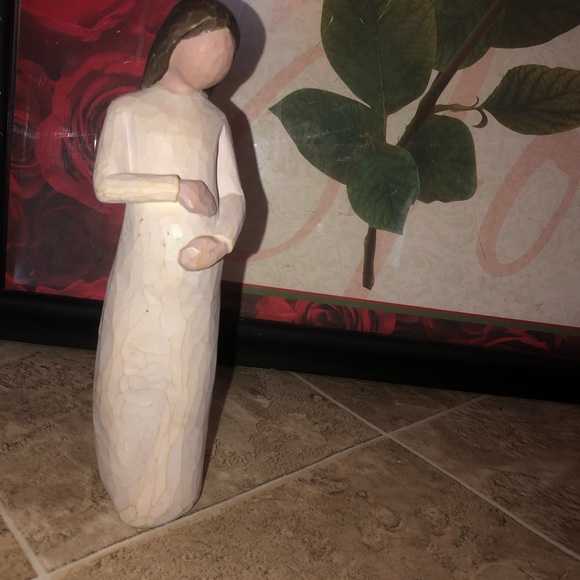 Willow tree Cherish expectant mother figurine 8"